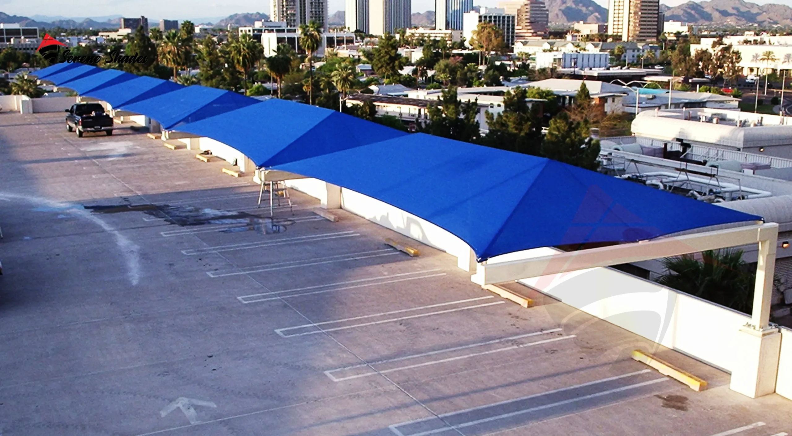 Weather-resistant net shade for car parking area